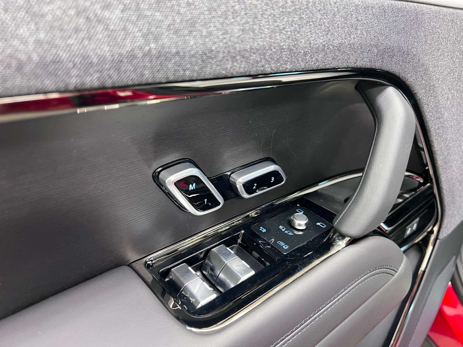 2026 Land Rover Range Rover Sport P400 DYNAMIC HSE thumb 28
