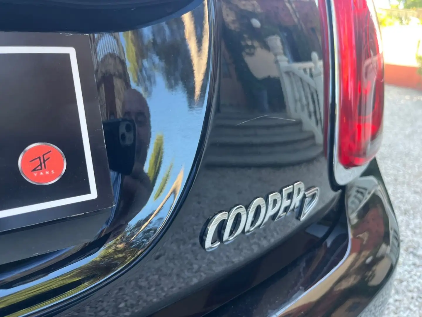 MINI Cooper D Aut. Noir - 2