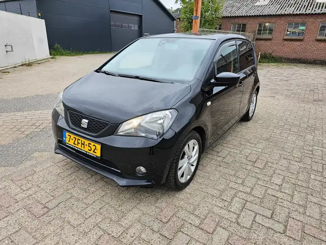 SEAT Mii