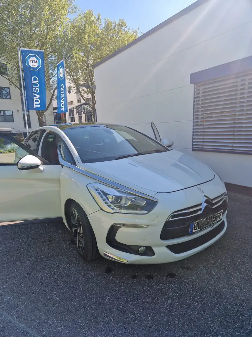 Citroen DS5 1.6 thp So Chic 155cv auto - 1