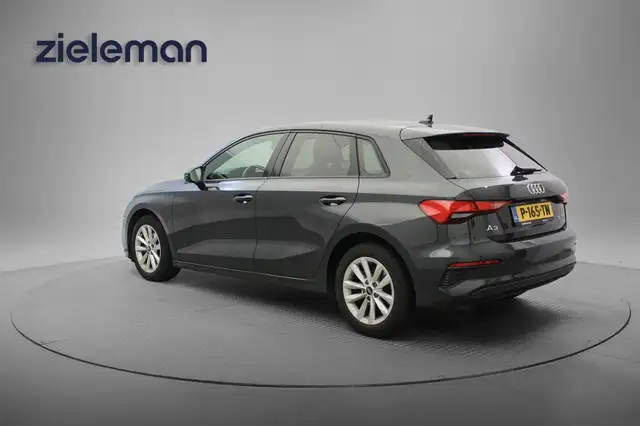 Audi A3 view 3