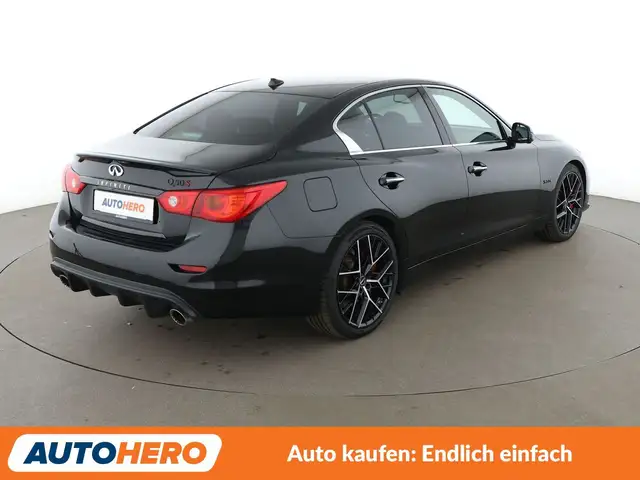 Infiniti Q50 view 6