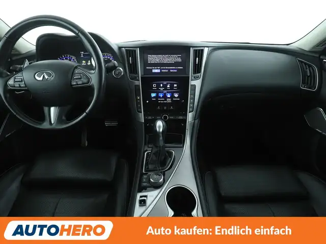 Infiniti Q50 view 12