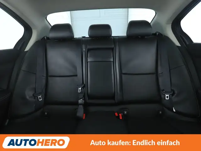 Infiniti Q50 view 15