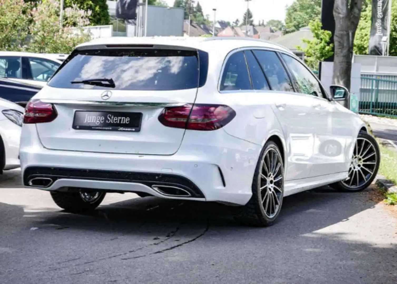 Mercedes-Benz C 250 CGI AMG Blanc - 2
