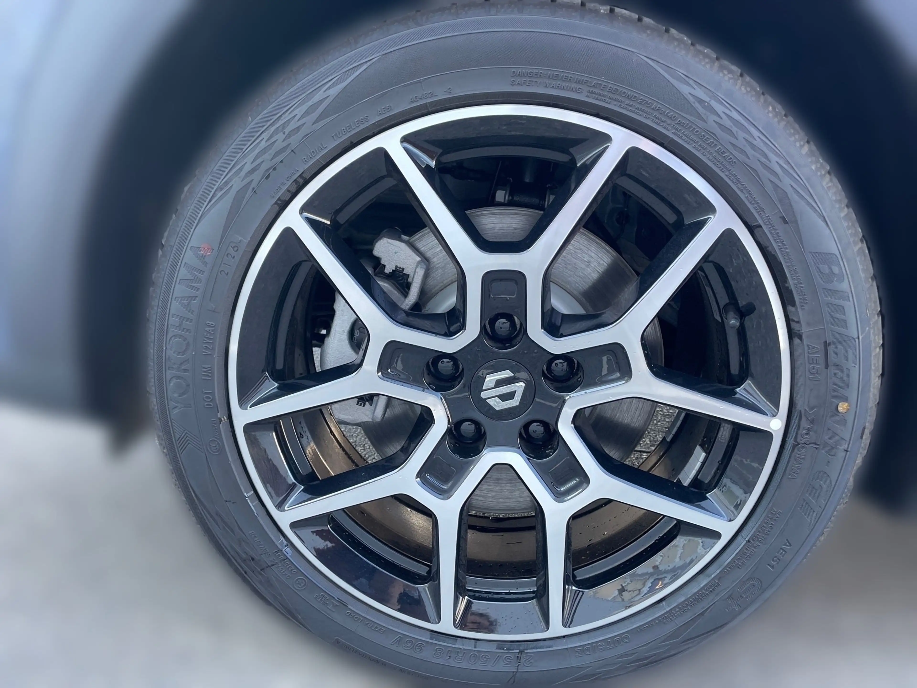 Leapmotor B03X DESIGN PROMAX 53 kWh — photo 10