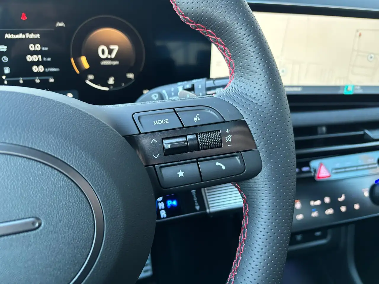 Hyundai TUCSON N-Line T-GDi 160 DCT MHEV ASCC Krell Pano 14