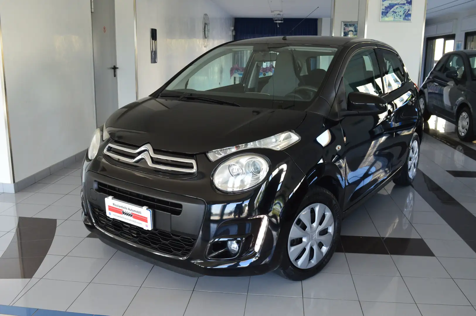 Citroen C1 II 1.0 VTi 69Cv Feel 5p - Unica P./Italiana Zwart - 1
