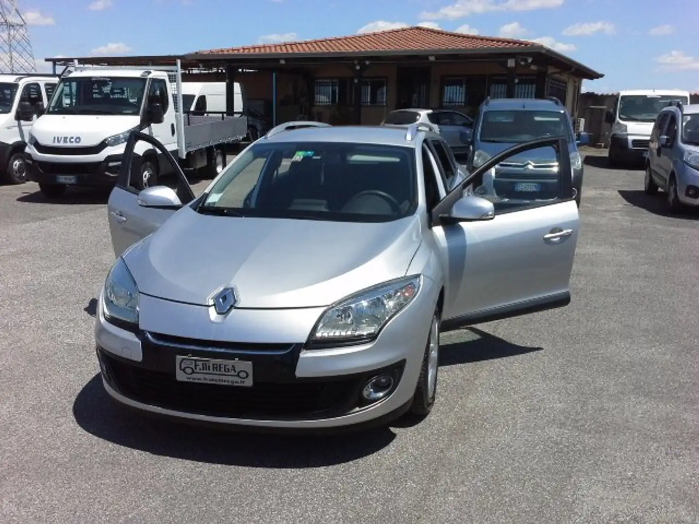 Renault Megane 1.5 DCI STATION WAGON TELECAMERA POSTERIORE Gris - 2