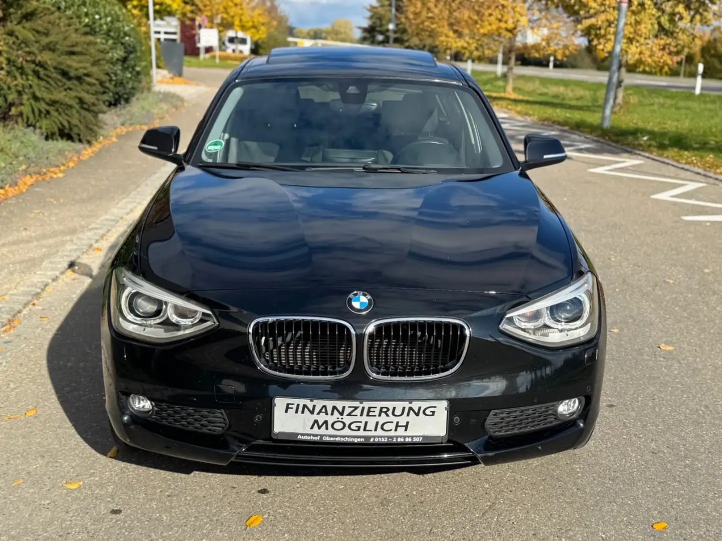 BMW 116 i Sport Line Schwarz - 2