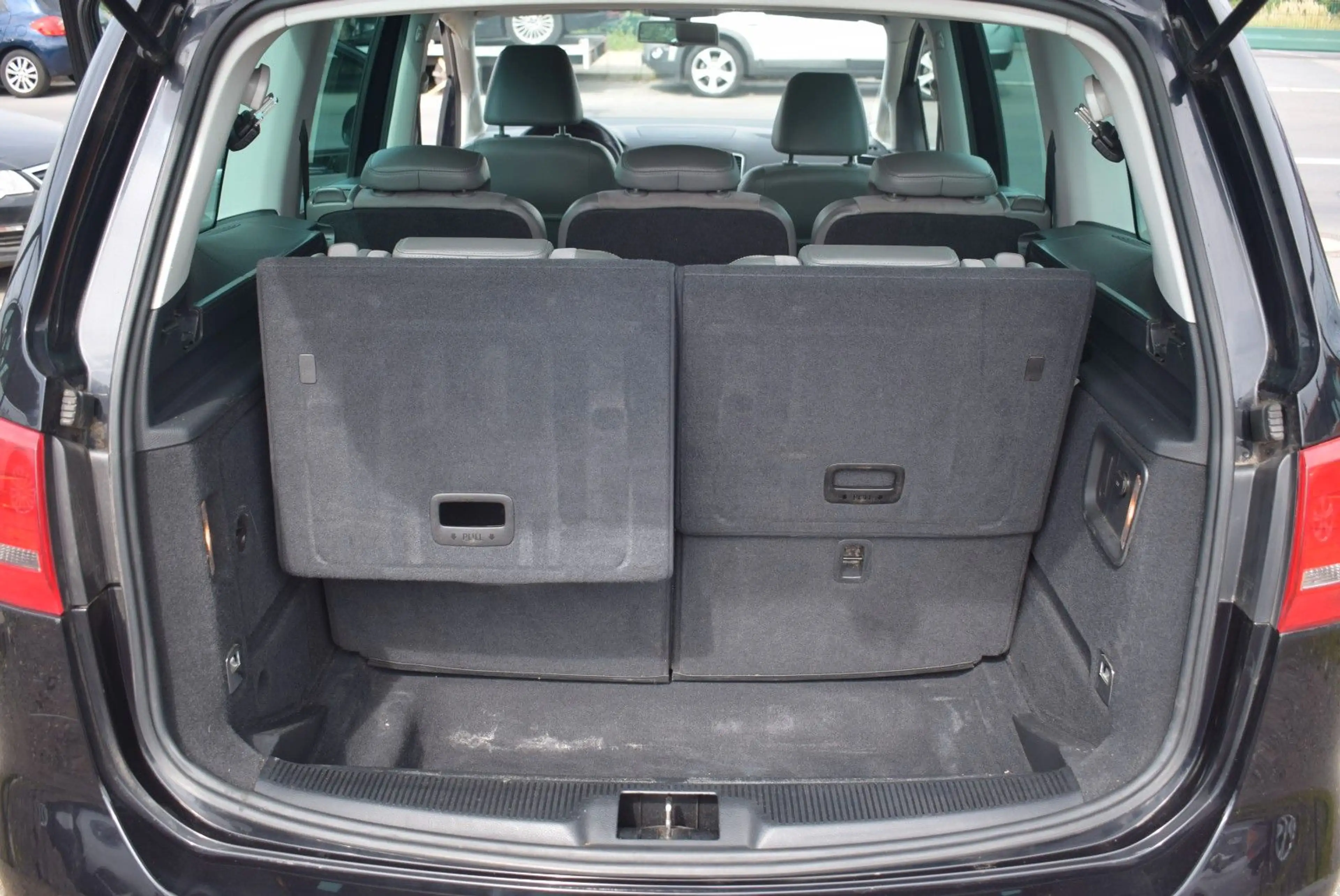 Volkswagen Sharan Highline BMT AUTOM., LEDER, 7 SITZER — photo 12
