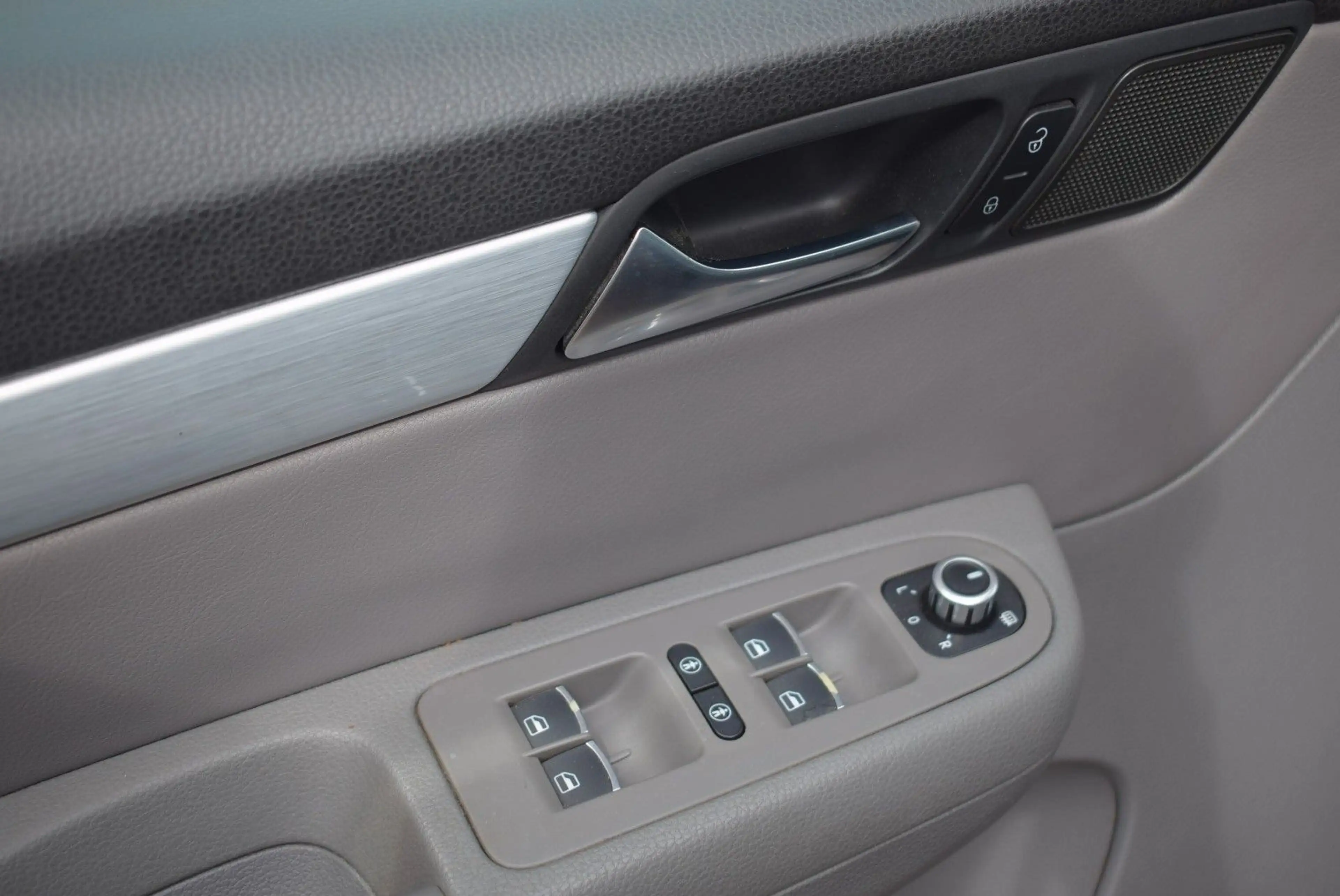 Volkswagen Sharan Highline BMT AUTOM., LEDER, 7 SITZER — photo 10