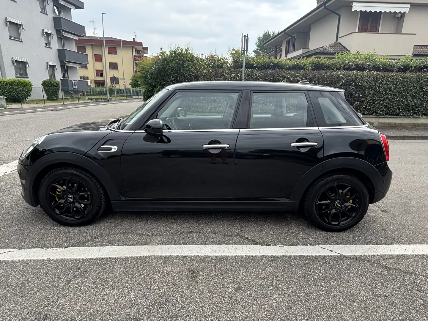 MINI Cooper D 1.5 Hype 5p auto Fekete - 2