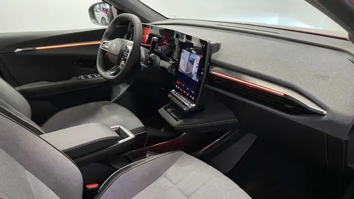 Renault Scénic 2026, foto 18