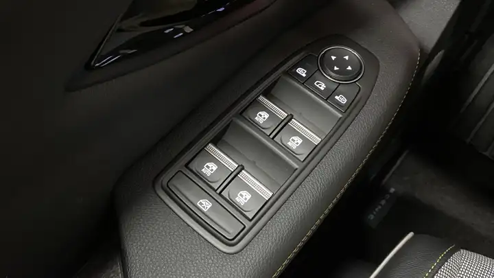 Renault Scénic 2026, foto 24