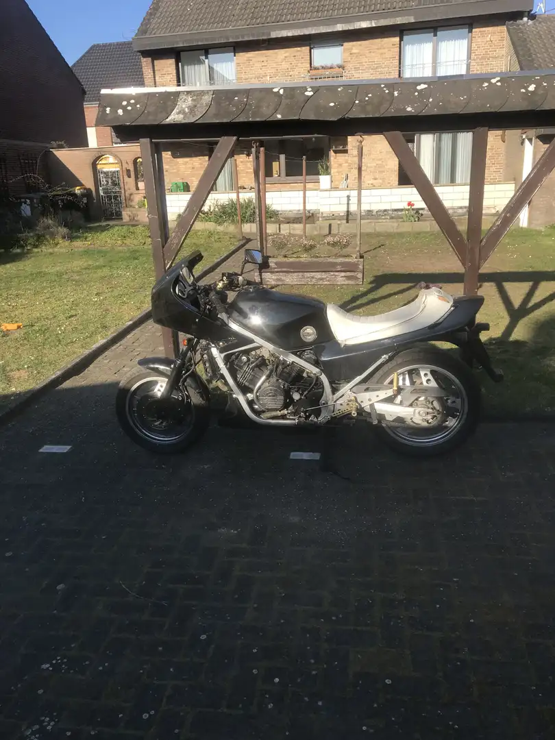 Honda VF 750 interceptor - 1