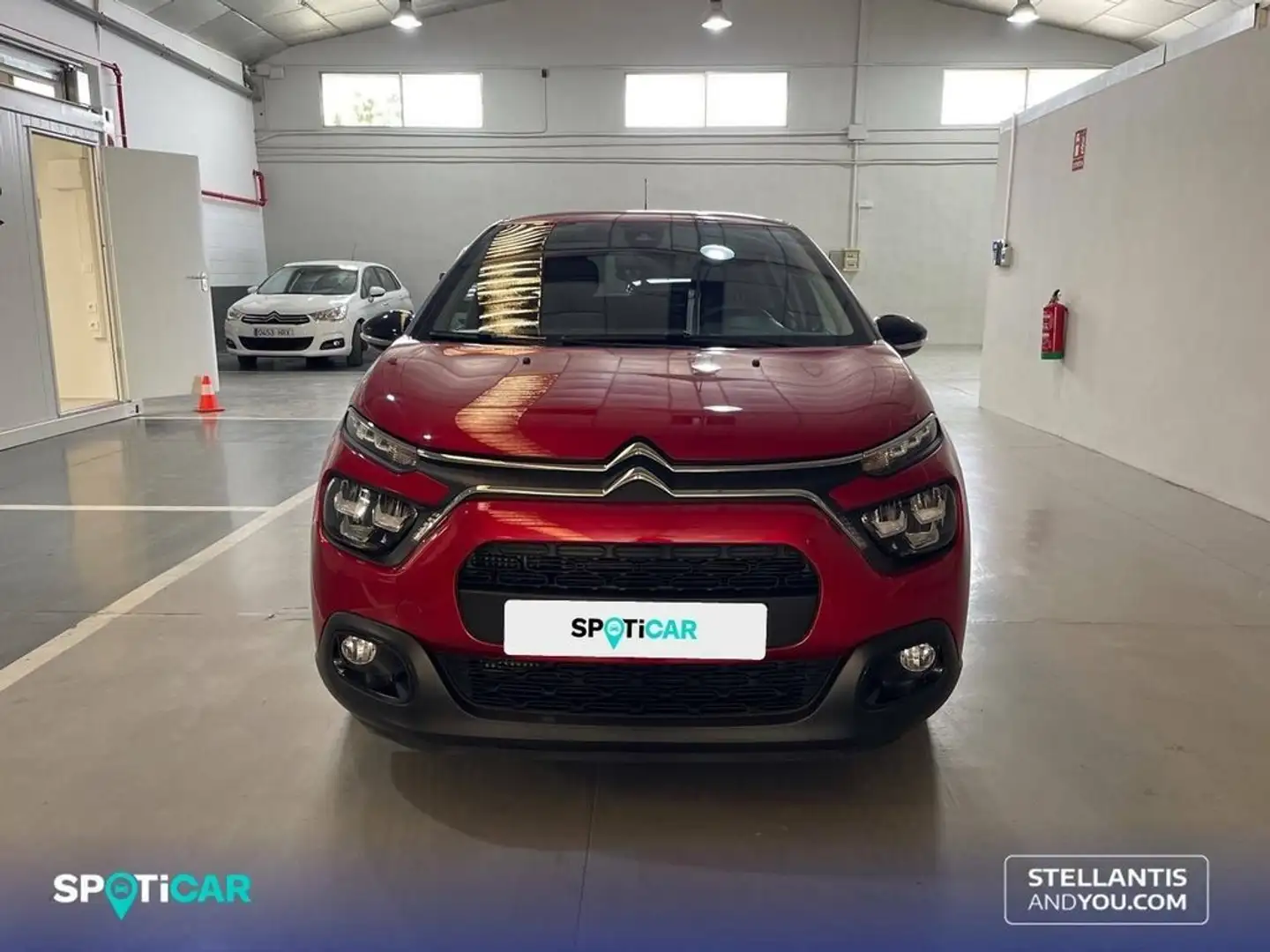 Citroen C3 PureTech 81KW (110CV) Max Rouge - 2