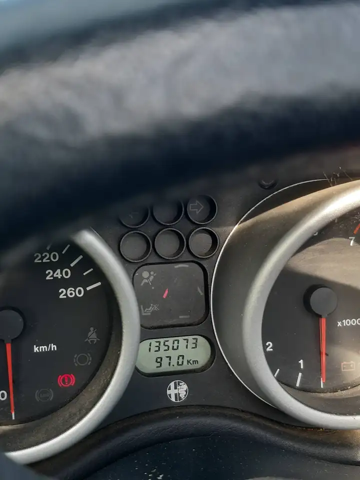 Alfa Romeo Spider 2,0 Twin Spark 16V, foto 6