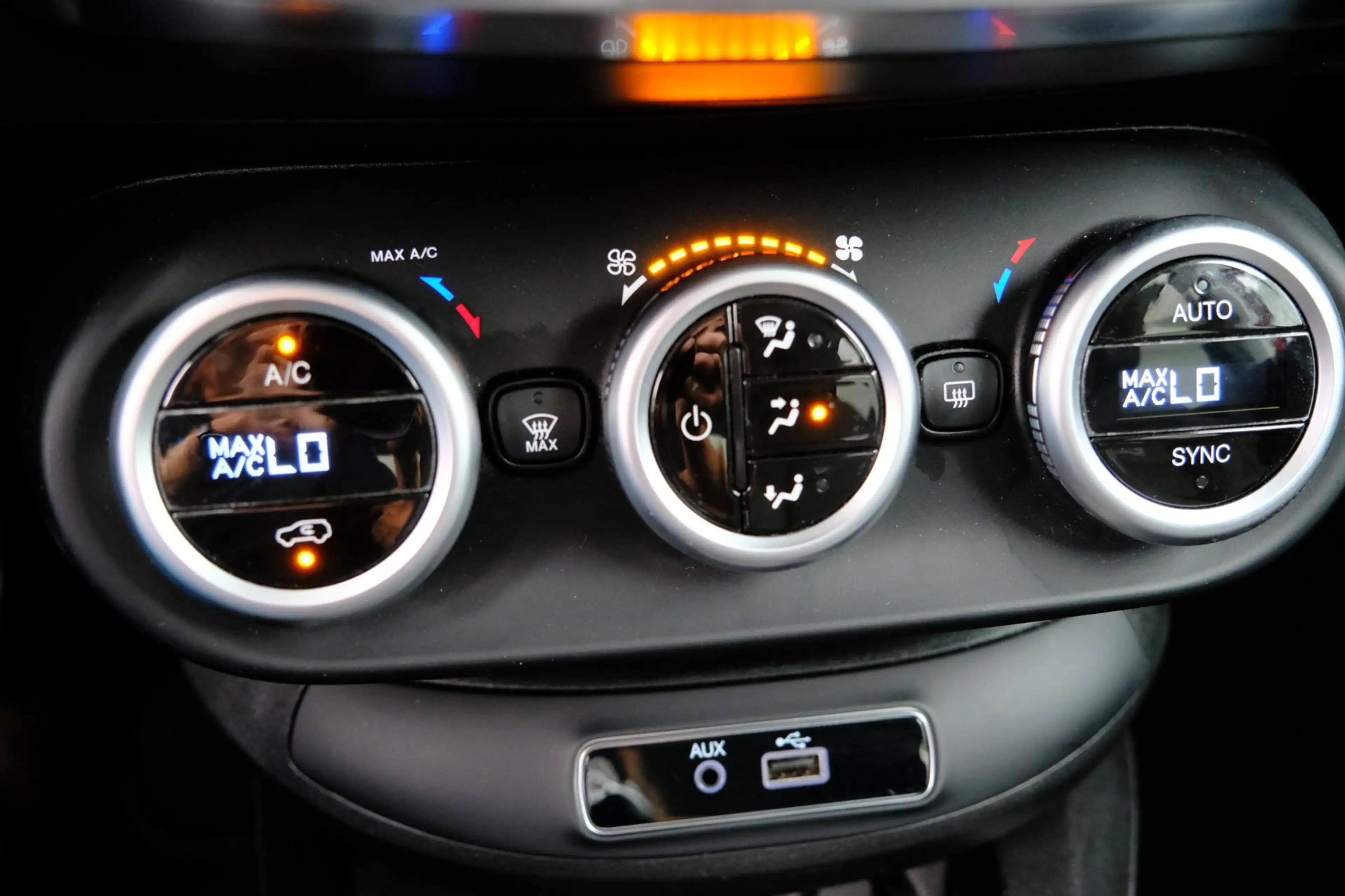 Fiat 500X Cross 1.4 Turbo 140pk MultiAir Cross Navi|Clima|LM — photo 12