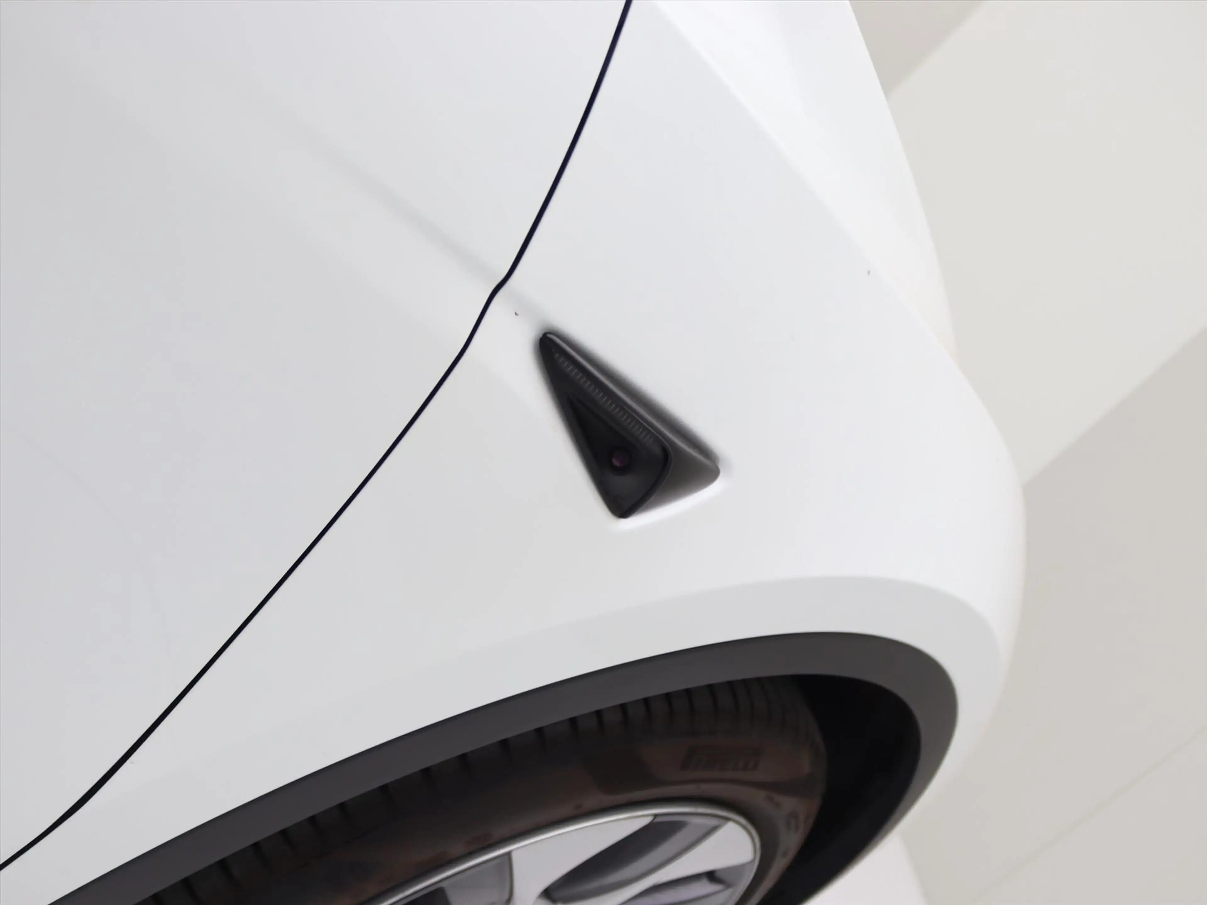 Tesla Model Y Long Range AWD 75kWh 351pk 91,3% SoH [ AMD RYZEN+A — photo 27