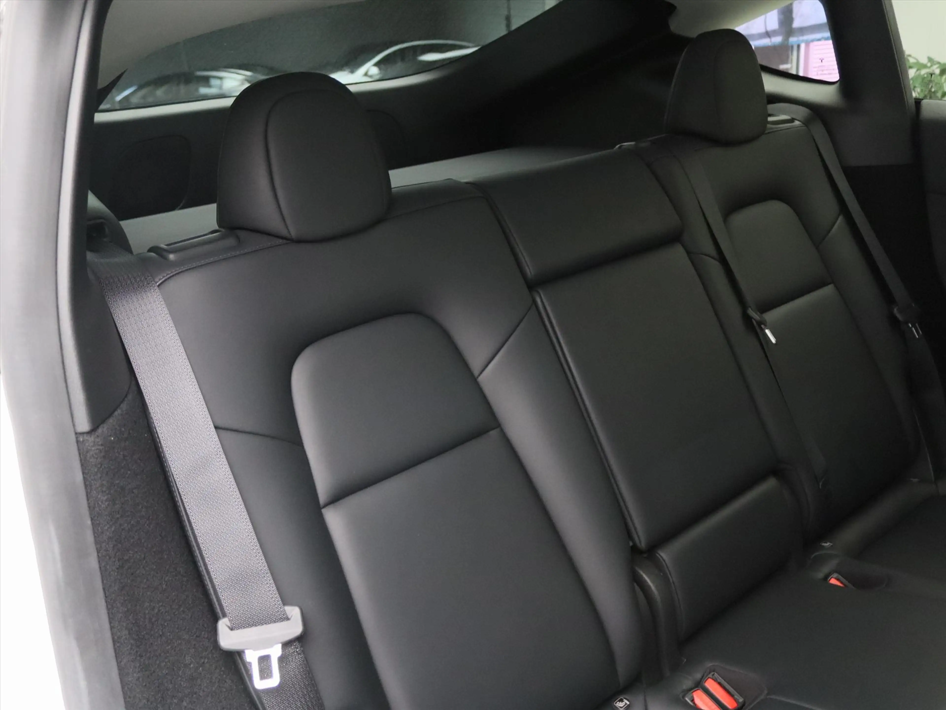 Tesla Model Y Long Range AWD 75kWh 351pk 91,3% SoH [ AMD RYZEN+A — photo 14
