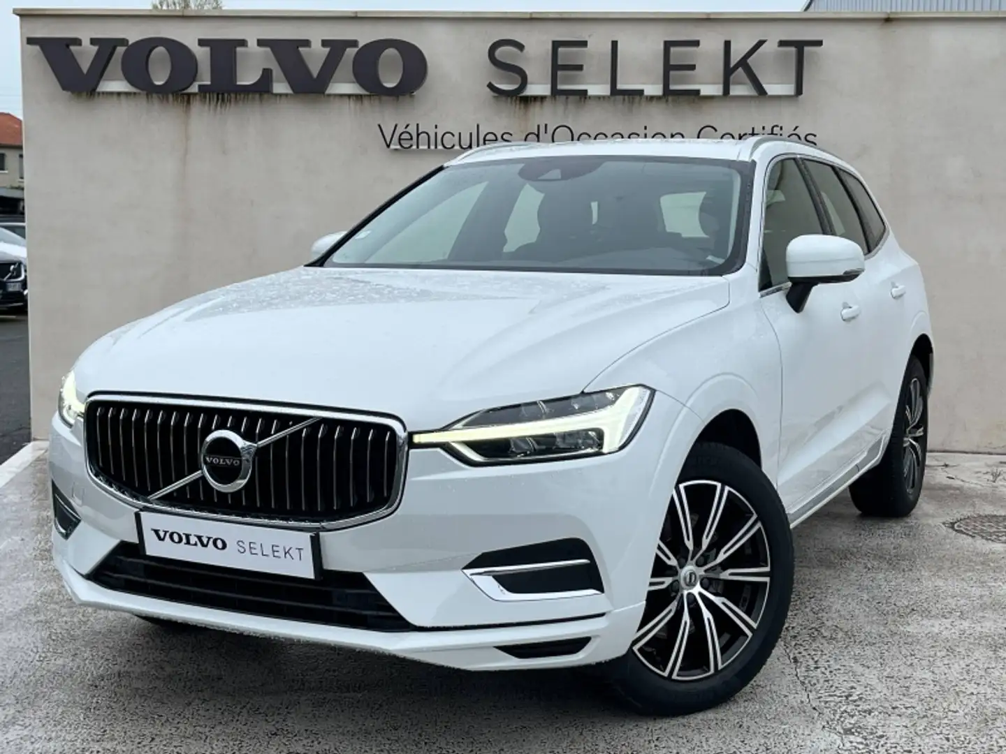 Volvo XC60 D4 AdBlue AWD 190ch Inscription Geartronic Blanc - 1