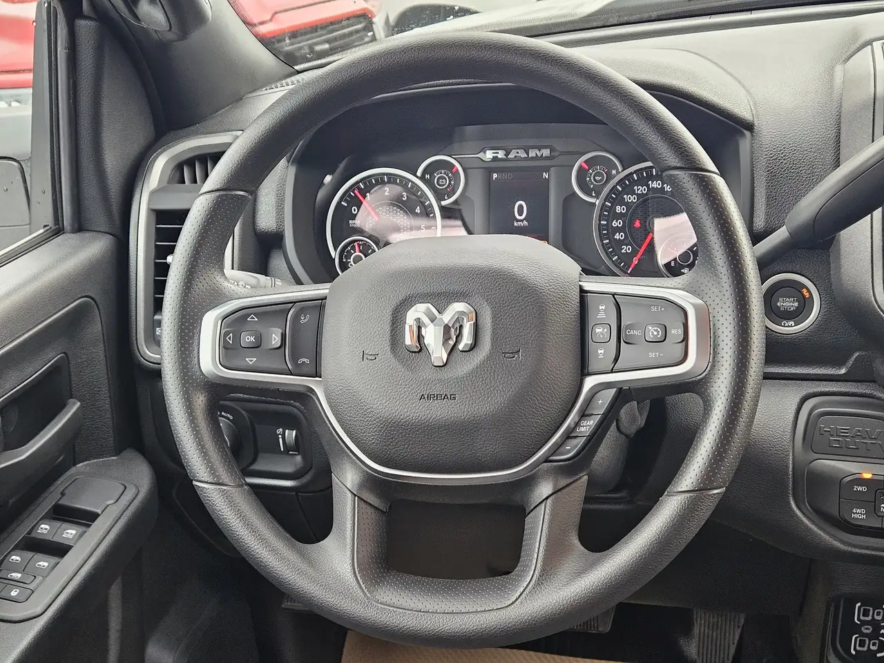 RAM 3500 снимка RAM 3500