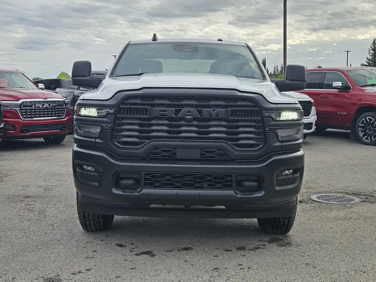 RAM 3500 снимка RAM 3500
