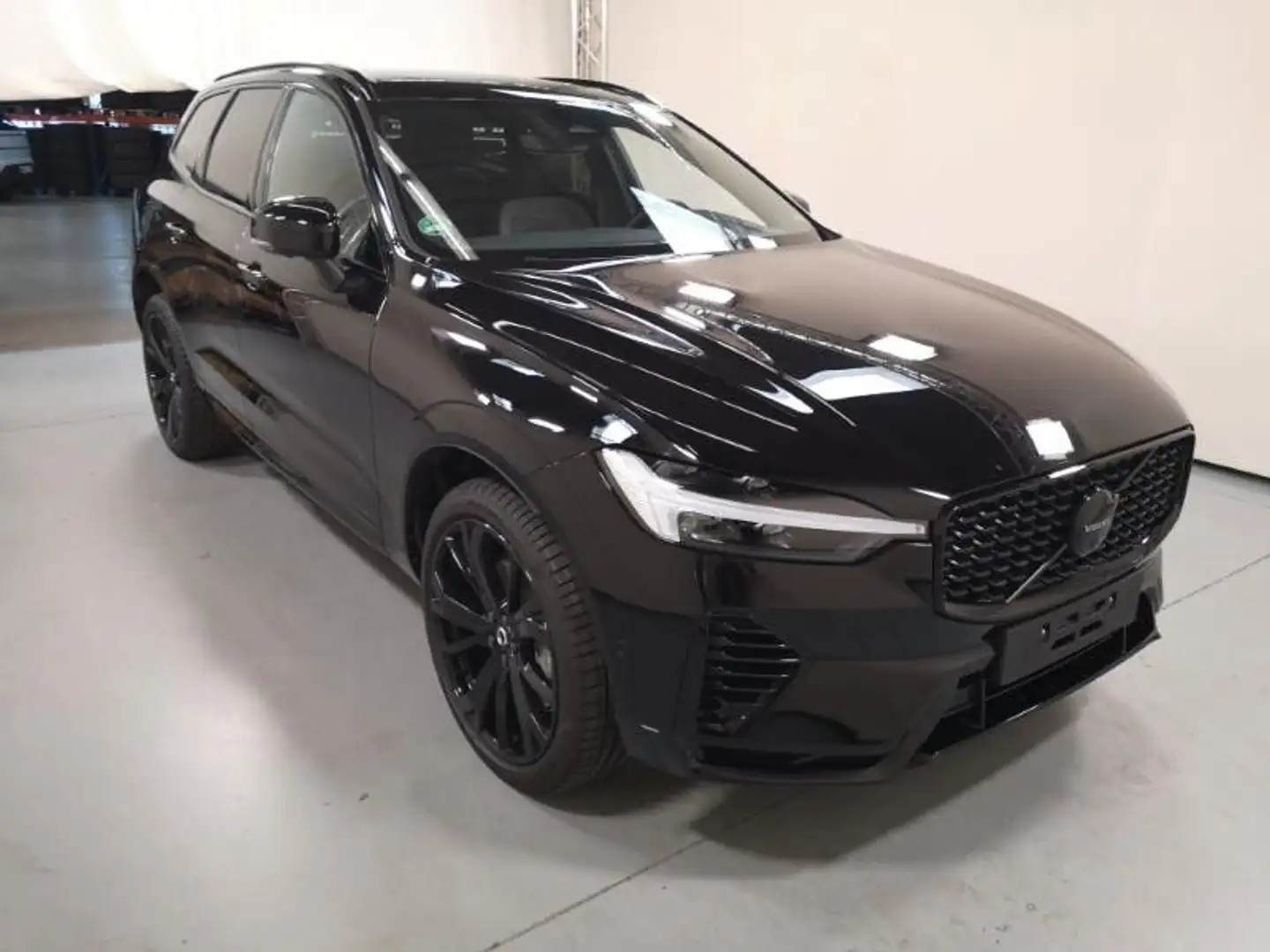 Volvo XC60 T8 AWD Plus Black Edition Plug-In ACC*SD Schwarz - 2