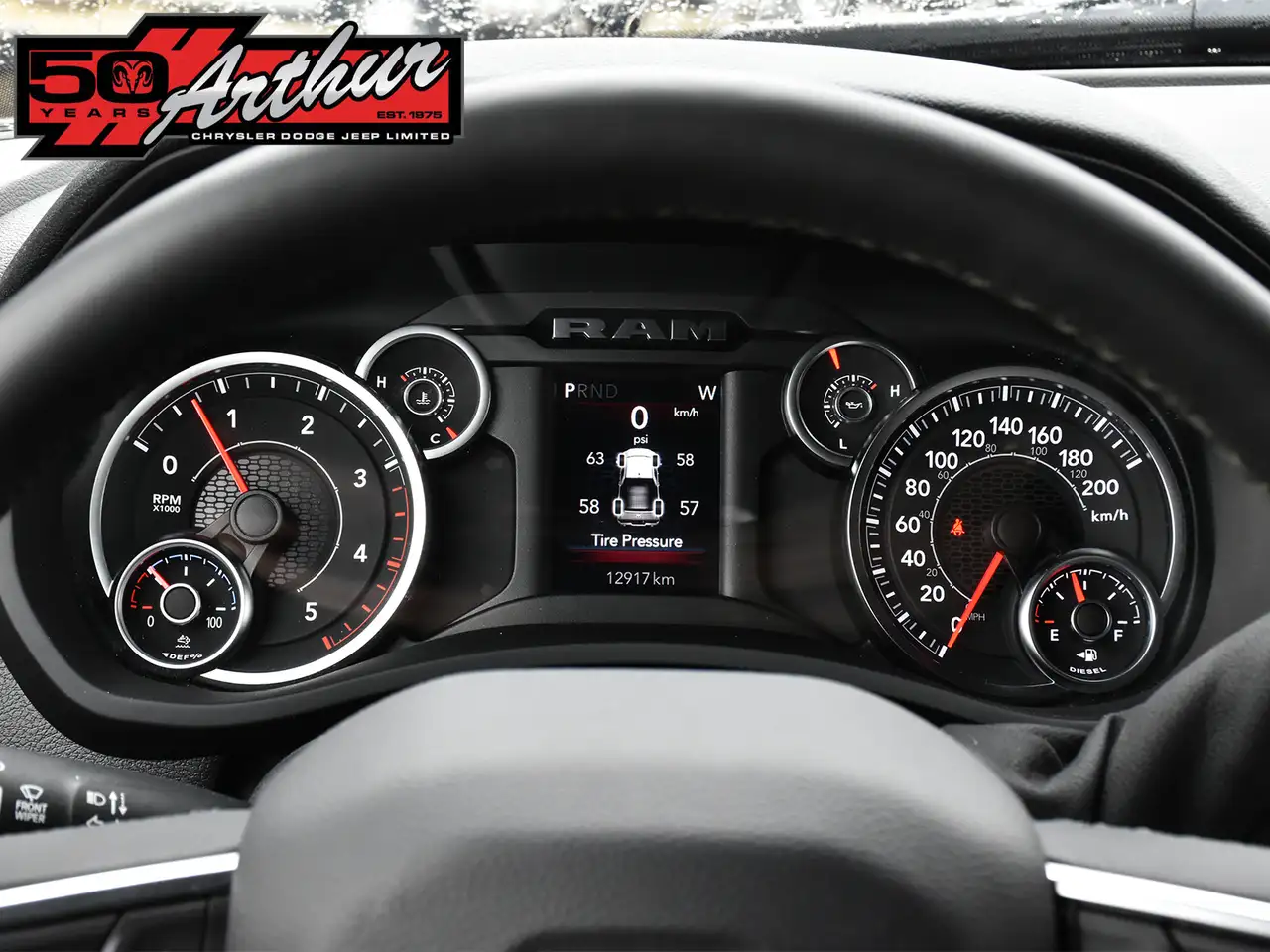 RAM 2500 снимка RAM 2500