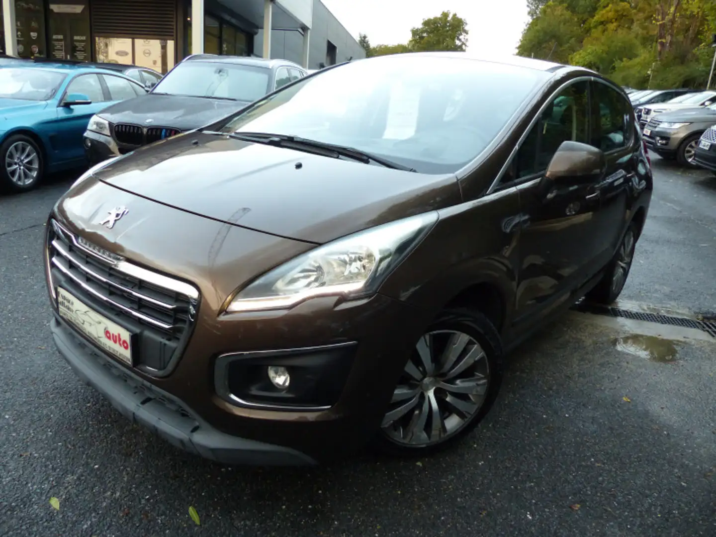 Peugeot 3008 1.6 HDI115 FAP STYLE Braun - 1