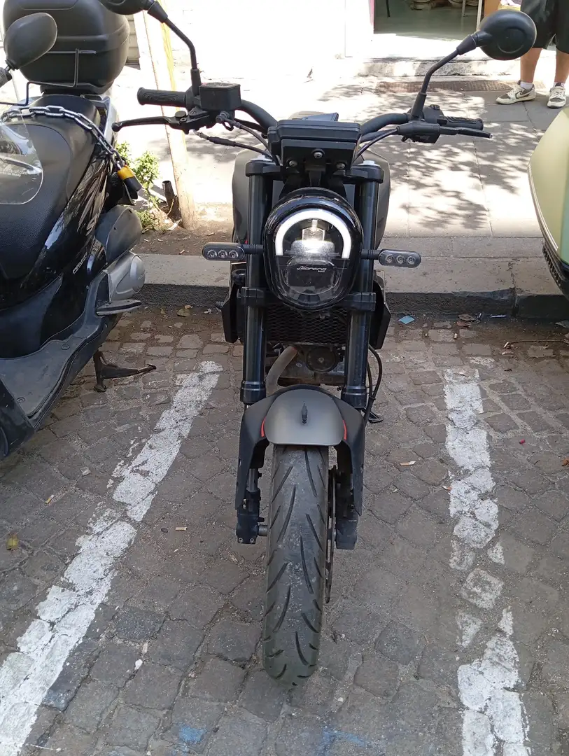 Benelli Leoncino 125 Fekete - 1