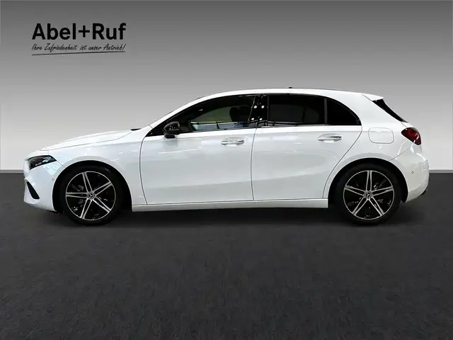 Mercedes-Benz A view 4