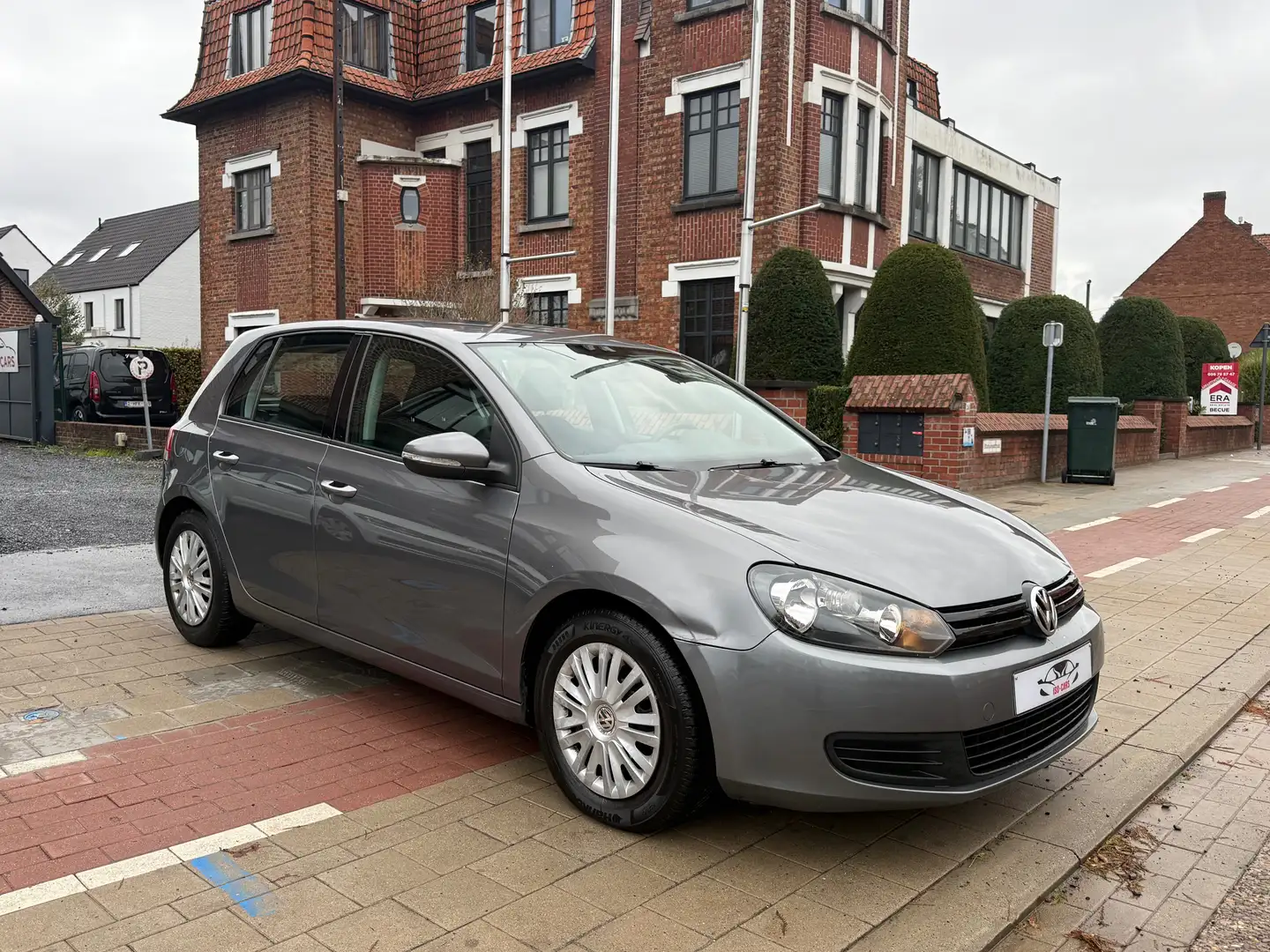Volkswagen Golf 1.6 TDI DPF Comfortline // AIRCO // Gris - 2