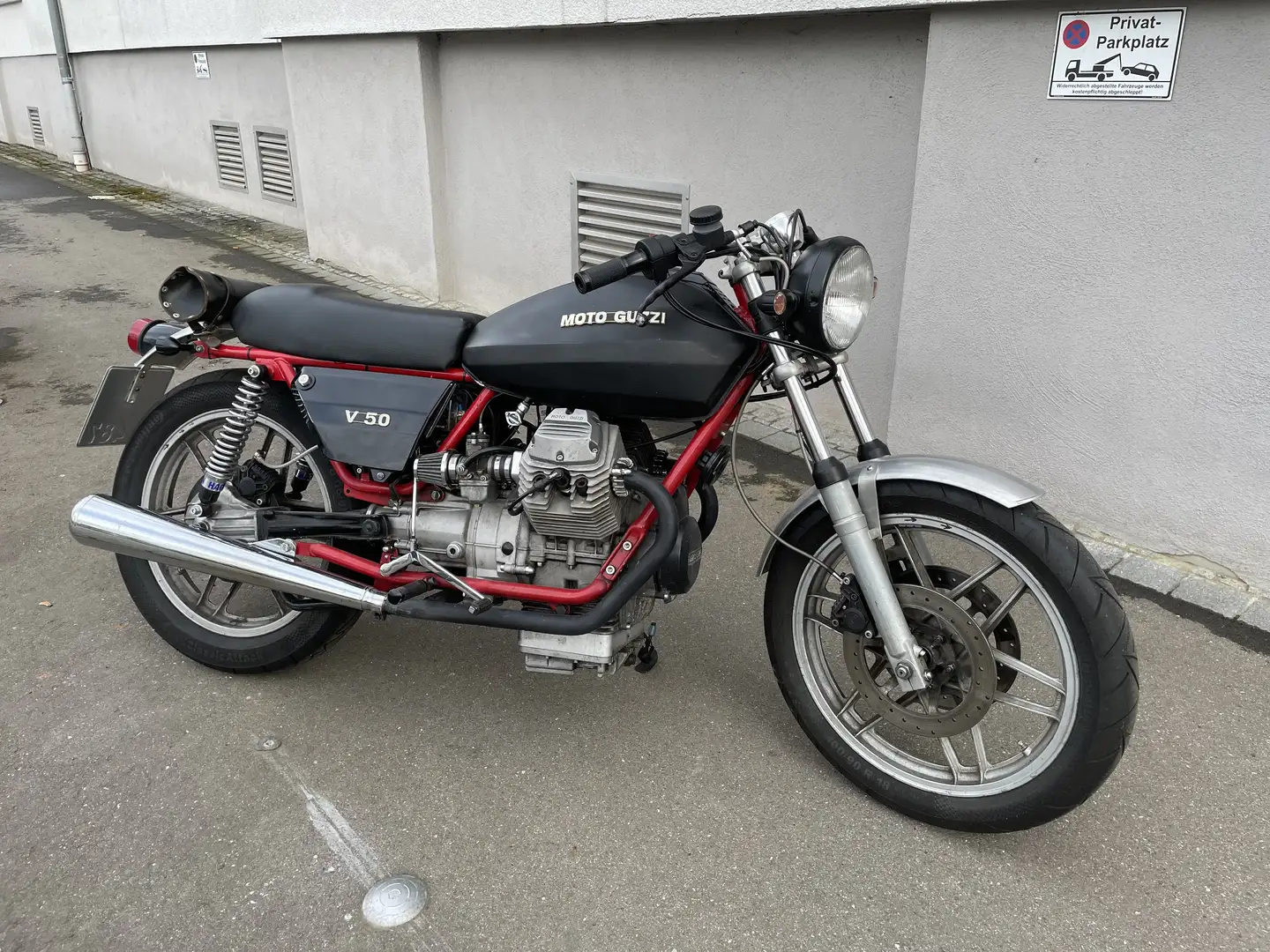 Moto Guzzi V 50 fachmännisch umgebaut Negro - 1