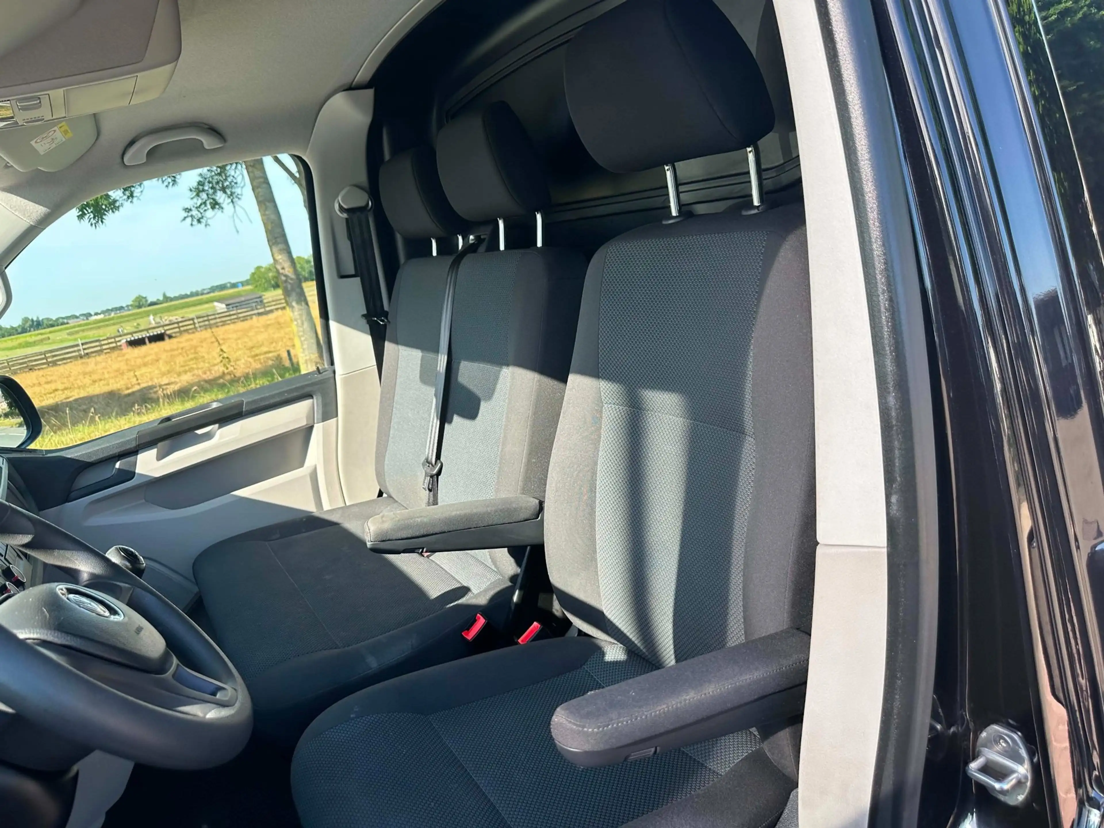 Volkswagen Transporter 2.0 TDI L1H1 3 Pers. Euro 6 Airco/Cruise/Nav — photo 15