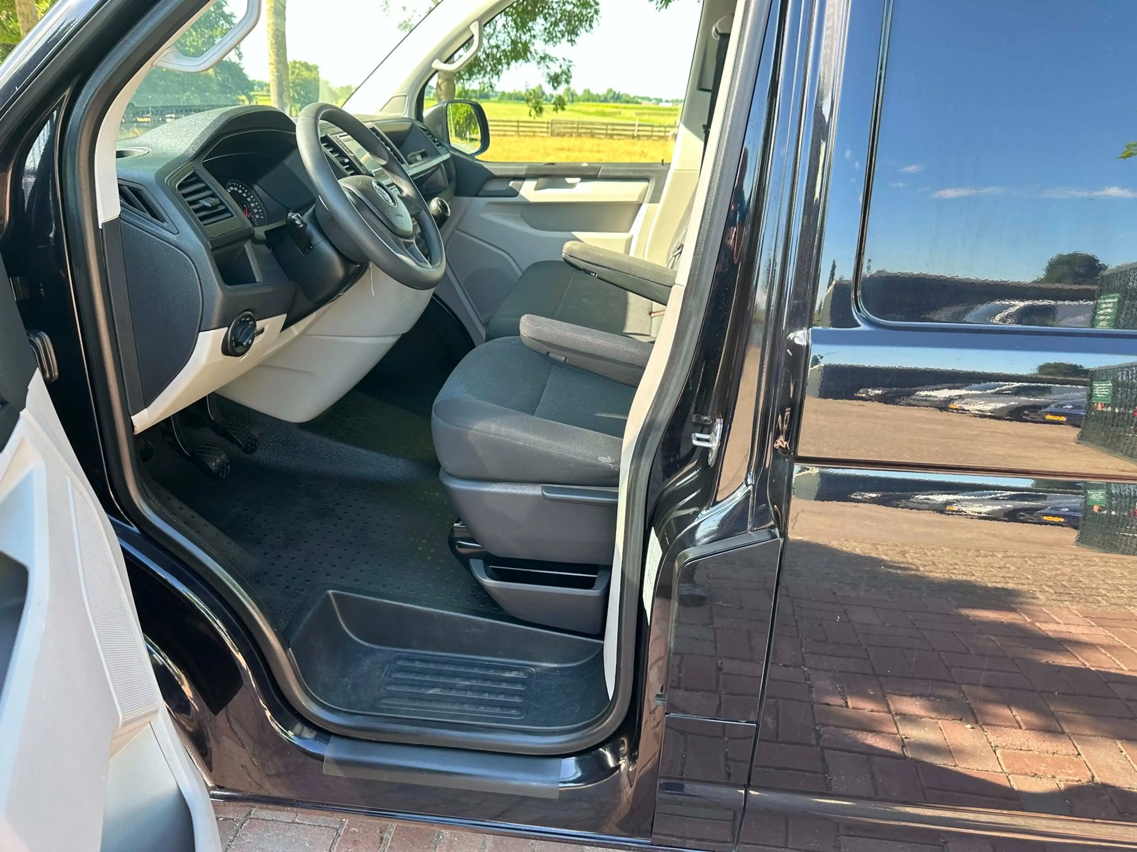 Volkswagen Transporter 2.0 TDI L1H1 3 Pers. Euro 6 Airco/Cruise/Nav — photo 14
