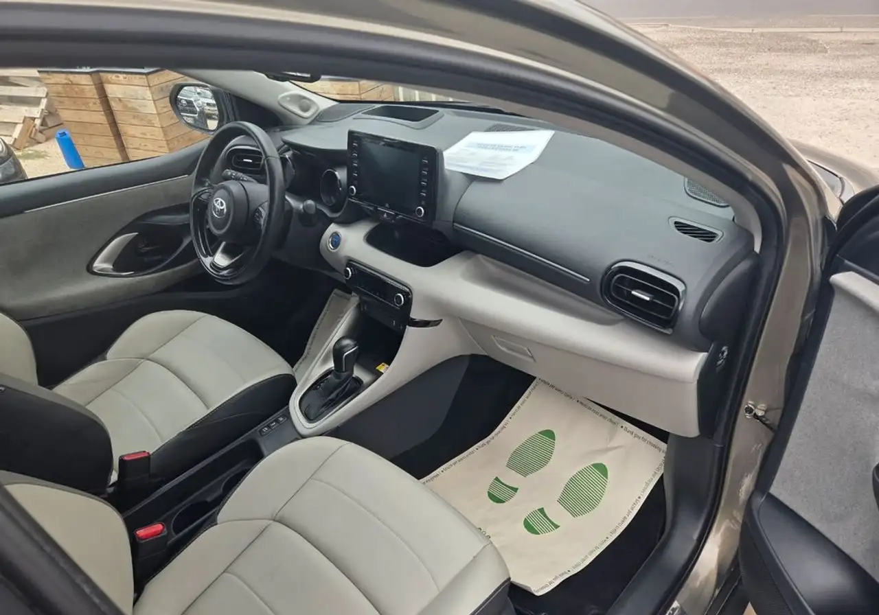 Toyota Yaris Yaris — photo 6