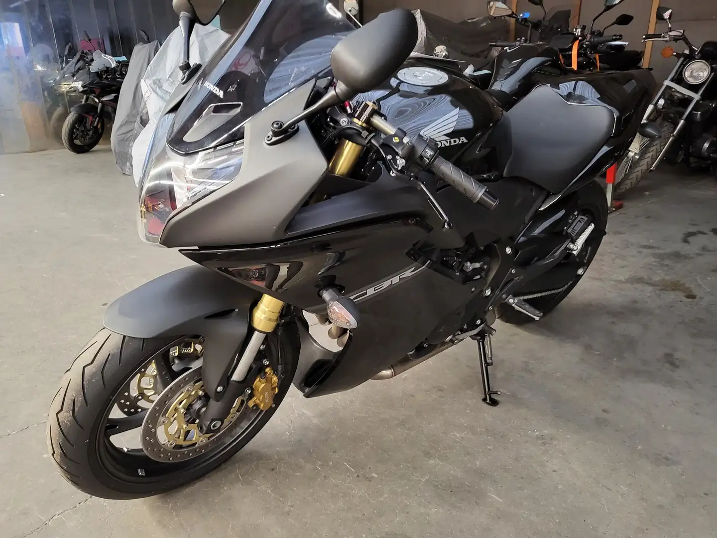 Honda CBR 600 akrapovich + suspensions Öhlins Fekete - 1