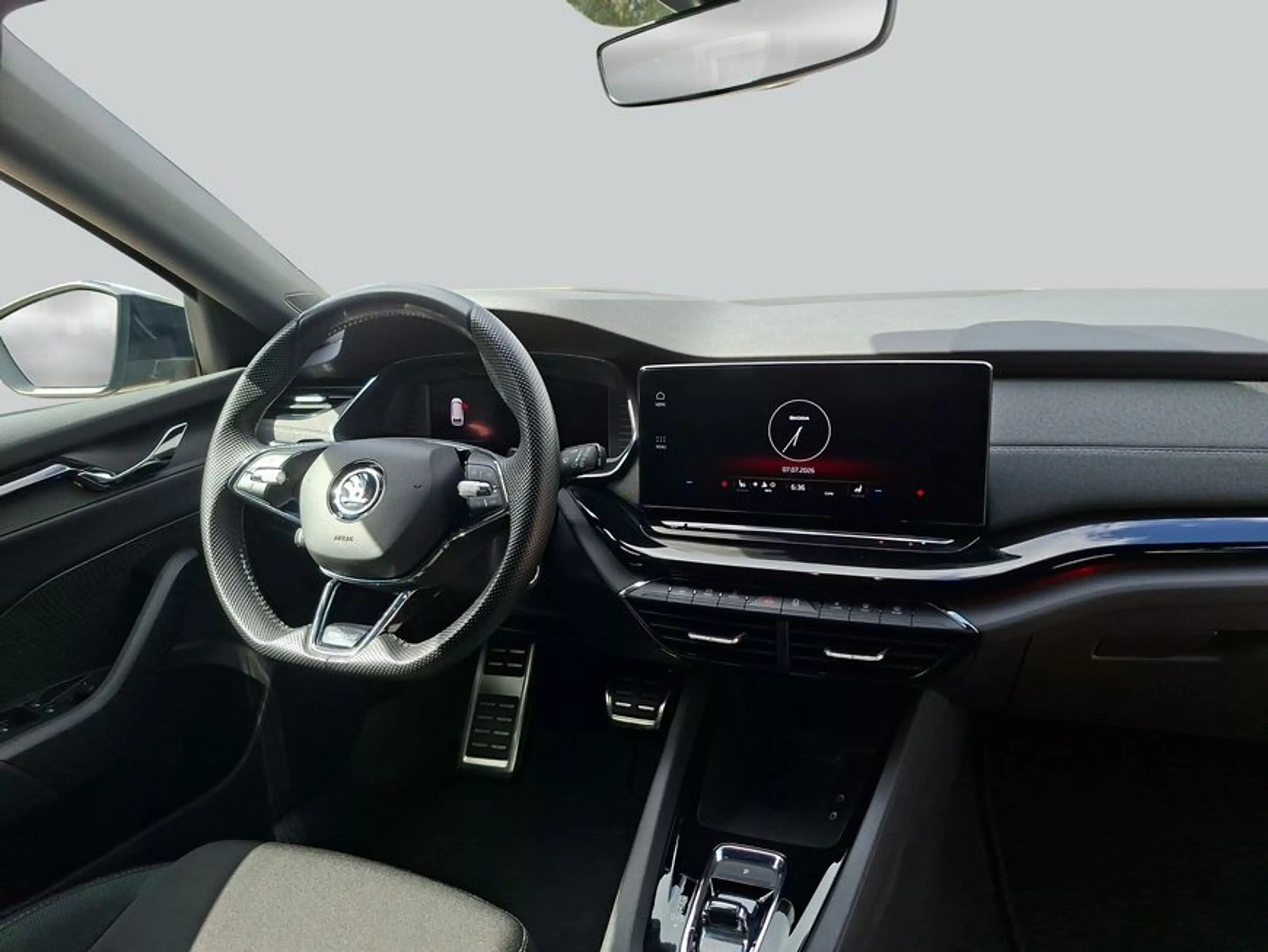 Skoda Octavia Combi 2.0 TDI DSG Sportline NAVI STANDHZ P — photo 15