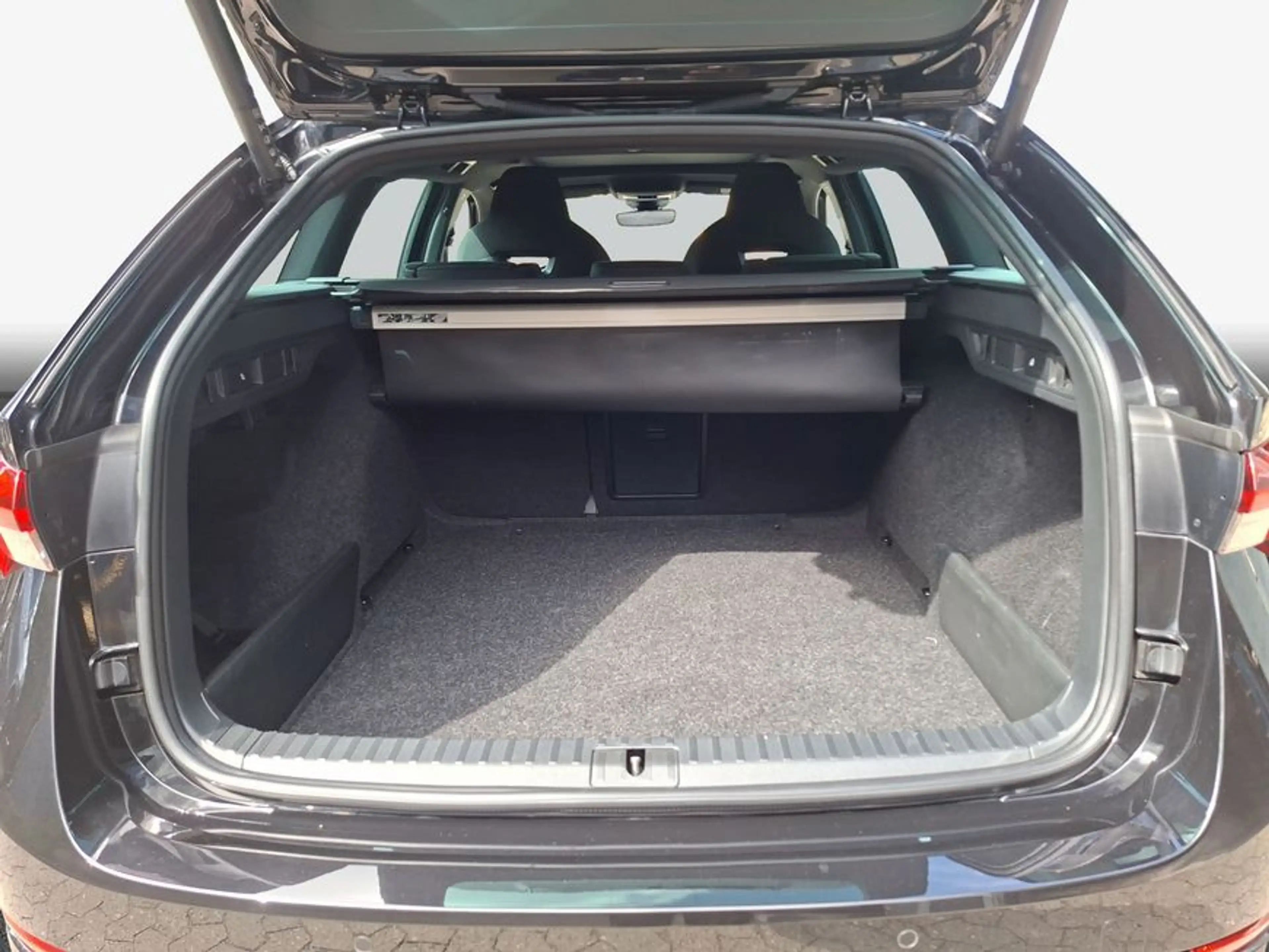 Skoda Octavia Combi 2.0 TDI DSG Sportline NAVI STANDHZ P — photo 8