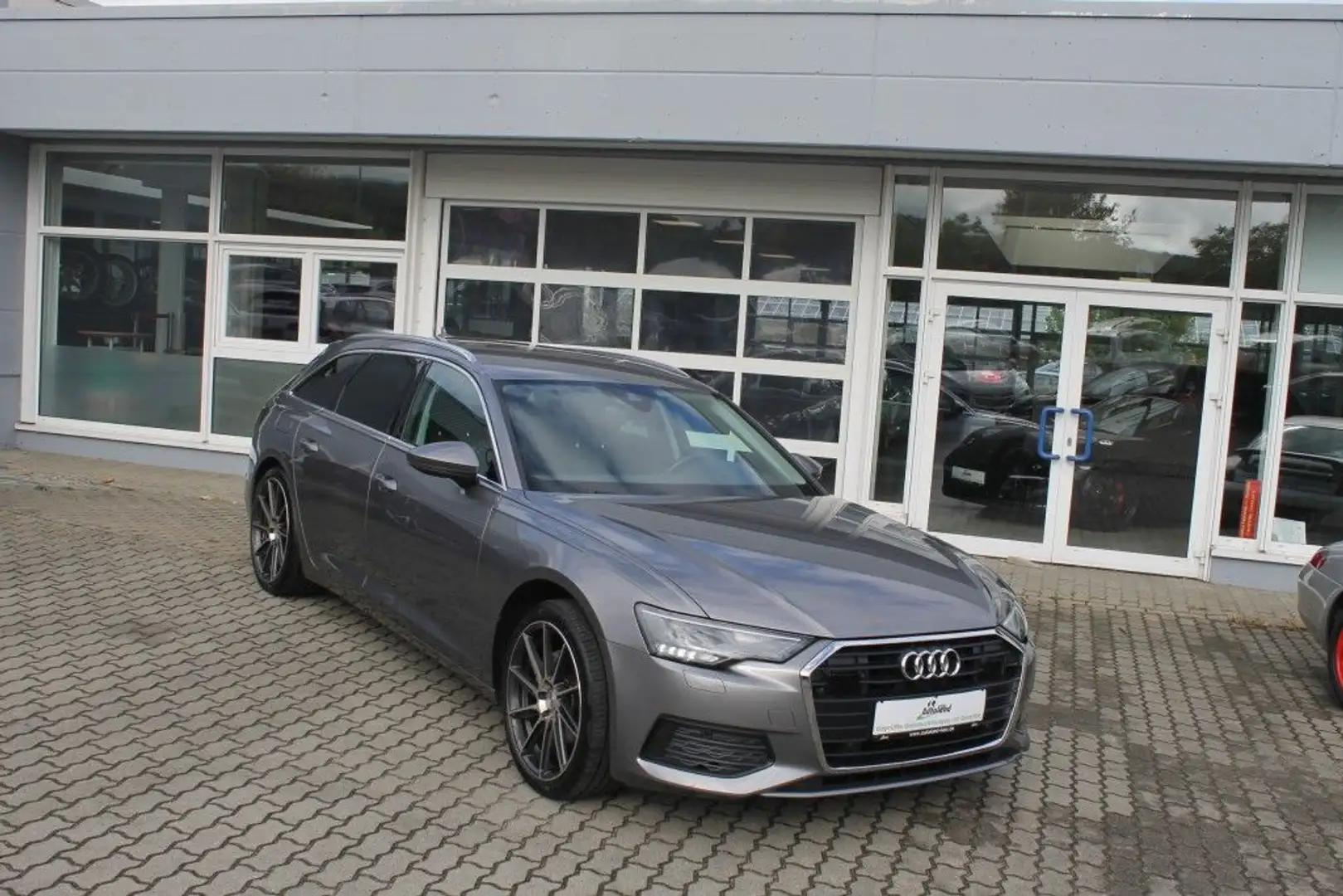 Audi A6 Avant 40 TDI Aut.*LED*Navi*ACC*SHZG*AHK Grau - 1