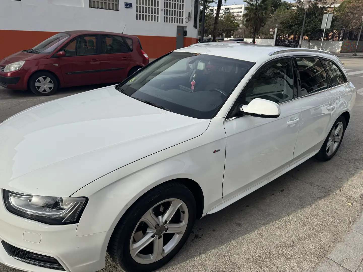 Audi A4 Avant 2.0TDI CD S line edition 150 (4.75) - 2