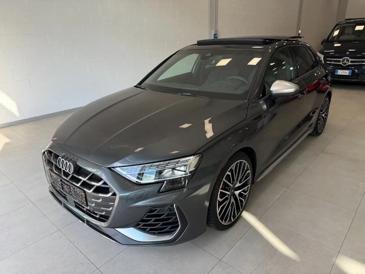 Audi S3 SPB TFSI quattro S tronic sport attitude Grijs - 2