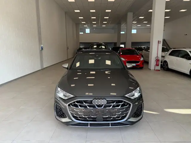 Audi S3 SPB TFSI quattro S tronic sport attitude