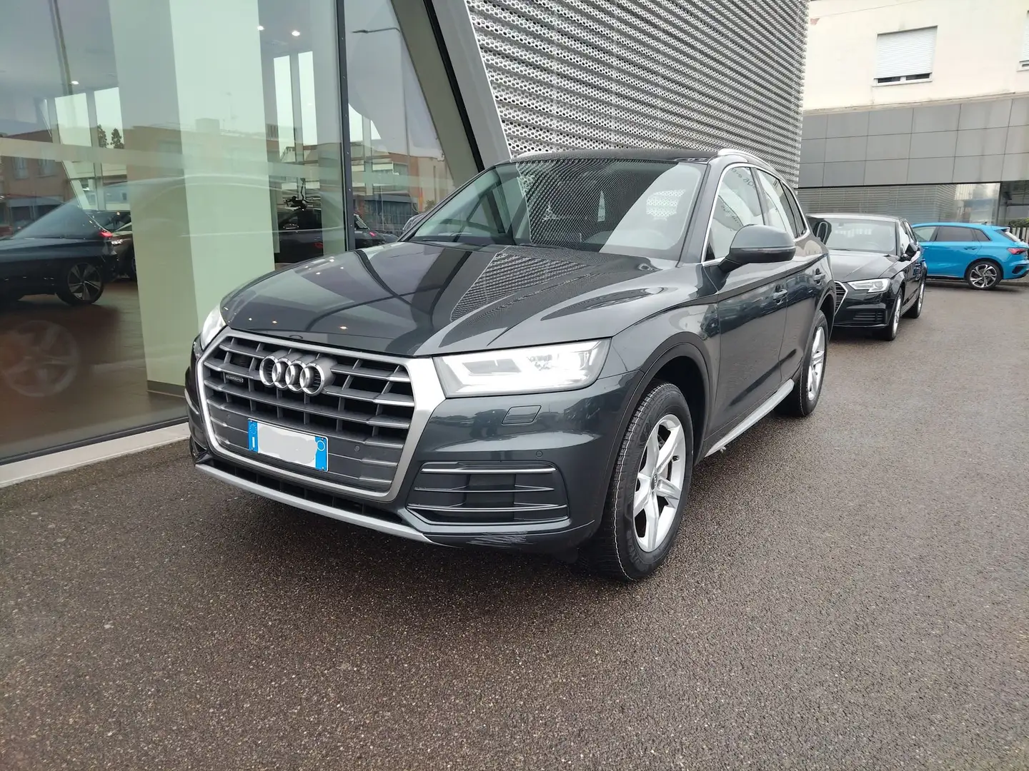 Audi Q5 Q5 2.0 TDI 190 CV quattro S tronic Sport Grijs - 1