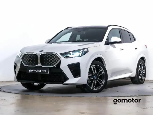 BMW iX2 eDrive20A