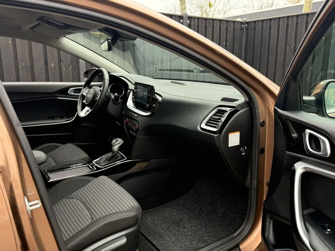 Kia Ceed SW / cee'd SW Sportswagon 1.6 GDI PHEV DynamicLine 17