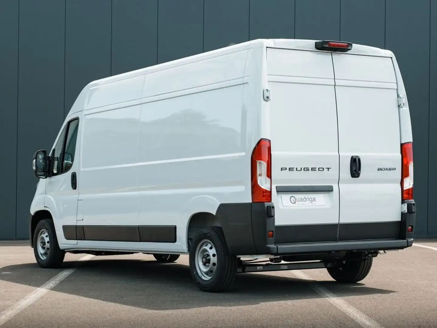 Peugeot Boxer L3H2 2.2 BLUEHDI 140 3.5T Wit - 2