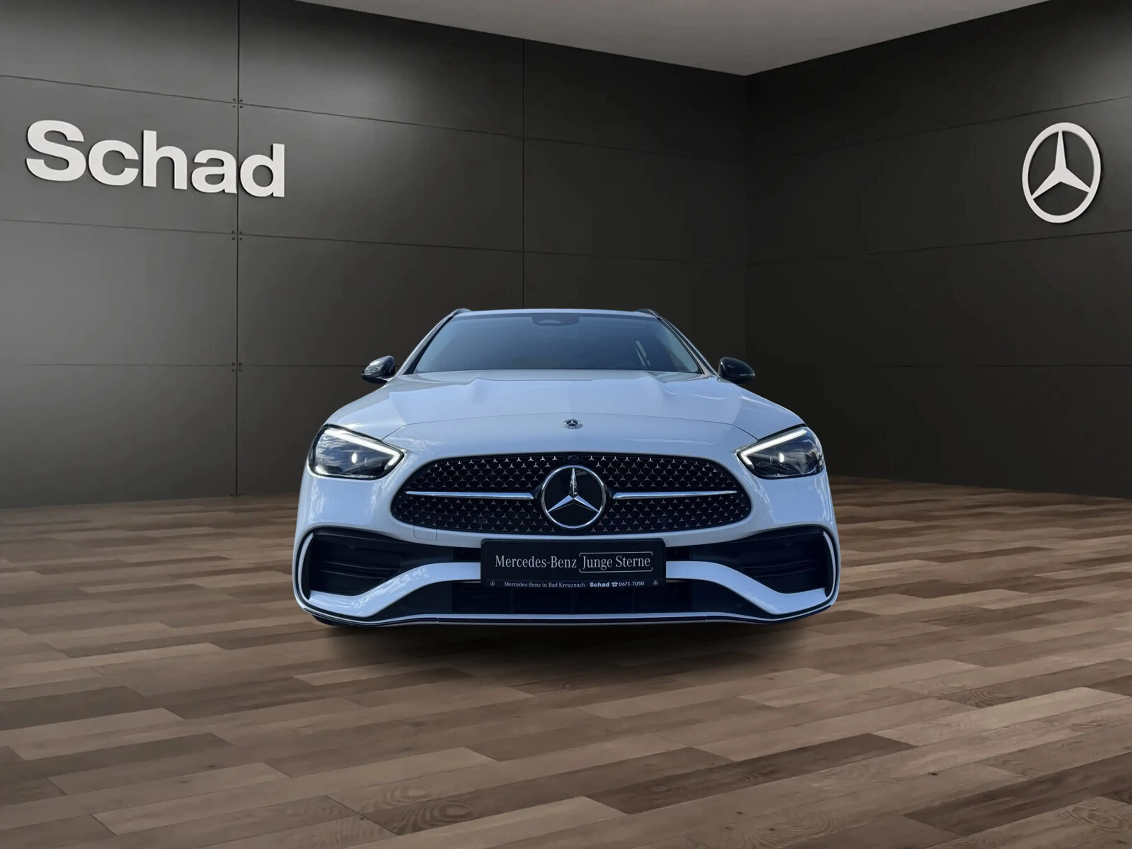 Mercedes-Benz C 200 C 200 T AMG NAVI+DISTRONIC+KAMERA+NIGHT+LED+SHZ+ — photo 2